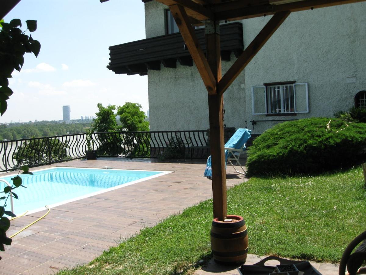 Danube View House With Garden